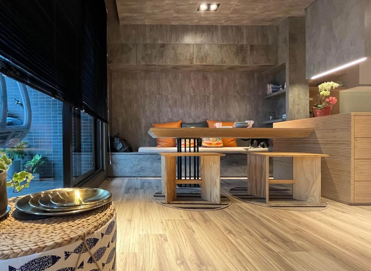 Toucheng Happyhouse頭城黑皮家 附早餐 Lejlighed Eksteriør billede