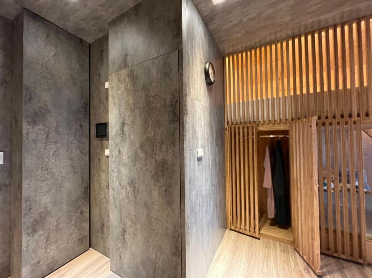 Toucheng Happyhouse頭城黑皮家 附早餐 Lejlighed Eksteriør billede