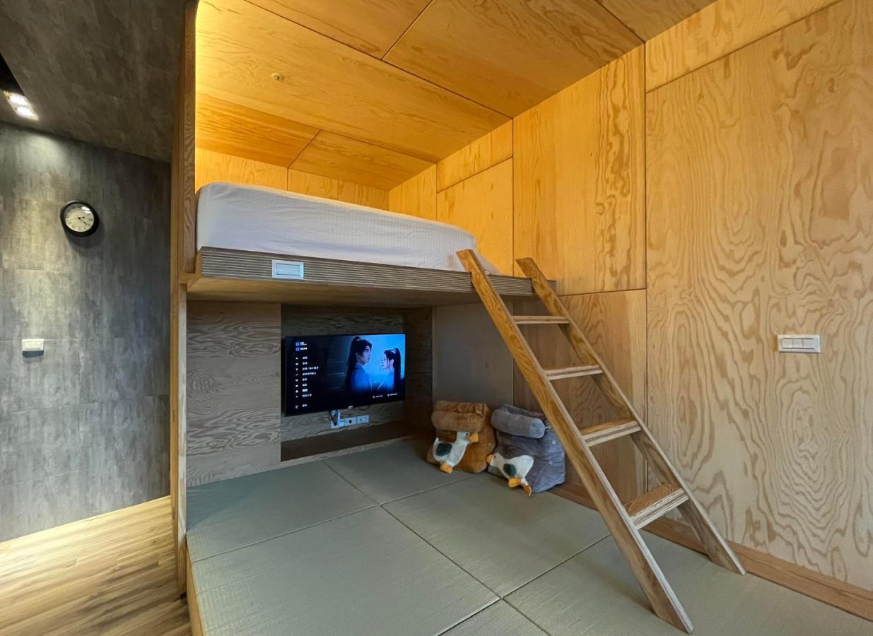 Toucheng Happyhouse頭城黑皮家 附早餐 Lejlighed Eksteriør billede